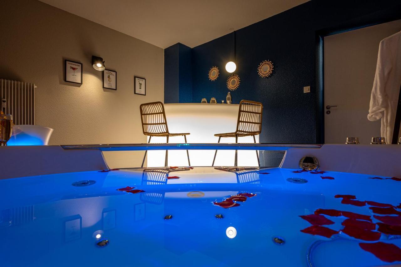 Апартаменты Cocon Relax - Jacuzzi - Cinema Монбельяр Экстерьер фото